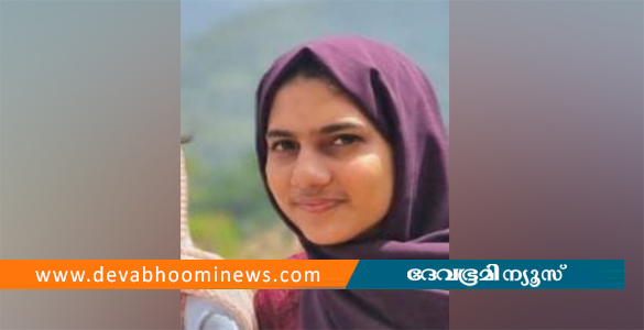 താമരശ്ശേരിയില്‍ ബസിന് അടിയില്‍ അകപ്പെട്ട സ്‌കൂട്ടര്‍ യാത്രക്കാരിയായ വിദ്യാര്‍ഥിനി മരിച്ചു