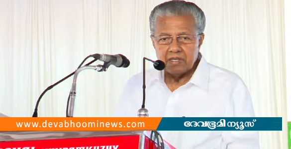 'ലീഗിന്‍റെ വോട്ട് വേണം, പതാക പാടില്ല'; കോണ്‍ഗ്രസിന്‍റേത് ഭീരുത്വമെന്ന് മുഖ്യമന്ത്രി