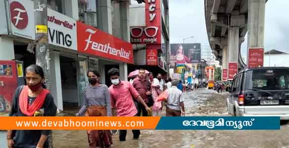 കളമശ്ശേരിയിലുണ്ടായത് മേഘവിസ്ഫോടനമാകാമെന്ന് വിദഗ്ധർ; ഒരു മണിക്കൂറിൽ പെയ്തത് 98.4 മില്ലീമീറ്റർ മഴ