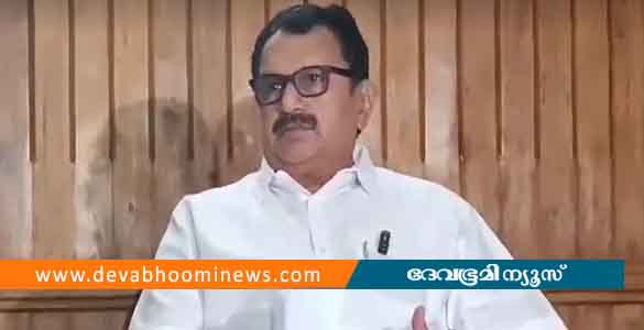 'നയിക്കാൻ നിങ്ങളില്ലെങ്കിൽ ഞങ്ങളുമില്ല'; കണ്ണൂരിലും കെ മുരളീധരനെ അനുകൂലിച്ച് പോസ്റ്ററുകൾ