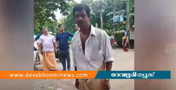 മകൾക്ക് നേരെ ലൈംഗികാതിക്രമം; 59കാരന്‍റെ മൂക്കടിച്ച് പൊട്ടിച്ച് അമ്മ