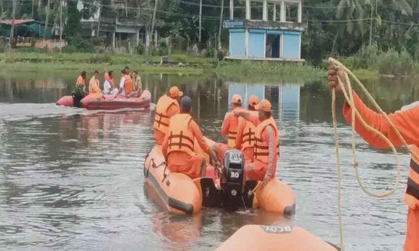 മാന്നാറിൽ നദിയിലേക്ക് ചാടിയ യുവതിയെ കാണാതായി: തിരച്ചിൽ ഇന്നും തുടരും