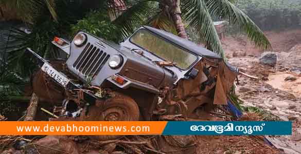 കനത്ത മഴ: താമരശ്ശേരി ചുരത്തിൽ മണ്ണിടിച്ചിൽ; ഒറ്റപ്പെട്ട് മലയോരമേഖലകൾ